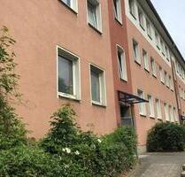 Charmante 2-Raum-Erdgeschosswohnung mit Balkon zur Hofseite und Tageslichtbad! - Essen Frillendorf