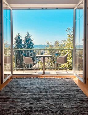Foto - Top ausgestattete Wohnung mit Wasser-, und Fernblick