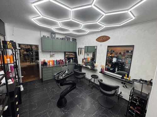 Foto - Moderner Friseursalon zu vermieten – Top Lage im MOVE Singen