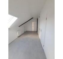 Hier könnten ihre Möbel stehen, tolle 2,5 Zimmer Whg mit Garten - Enger