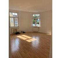 Altbauwohnung kurzfristig Übernahme hell viele Fenster Westen - Leipzig Altwest