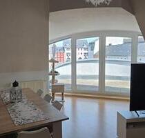 Helle, großzügige u. ruhige DG-Wohnung mit Dachterrasse u. Aufzug - Schleiz