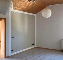 Helle Dachgeschoss-Wohnung in guter Lage - Ingolstadt Südost