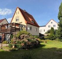 Gepflegtes Einfamilienhaus mit Garage und Nebengebäuden - Wurzen