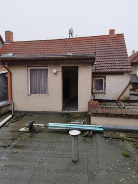 Foto - Familienfreundliches Haus mit 5 Zimmern, Terrasse & Schuppen.