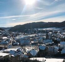 Eiringhausen: Renovierte Wohnung mit Terrasse & Ausblick - Plettenberg