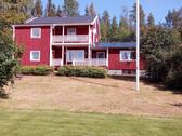 Foto - Haus Immobilie Schweden modernisiert im Norden mit Boot