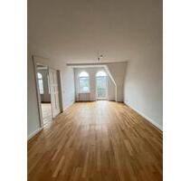 Schiffe gucken inklusive! Tolle 3-Zimmer-Wohnung im Altbau von 1910 - Flensburg