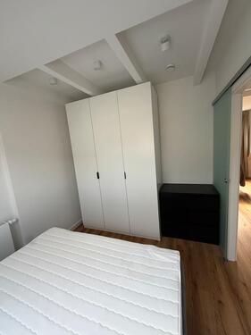 Foto - 1 Zimmer Dachgeschoßwohnung zur Miete in Hamburg