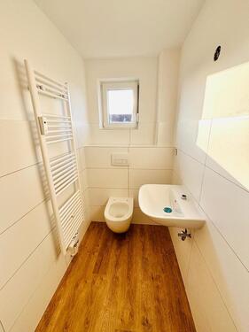 Foto - Renovierte 2 Zimmer Wohnung - 157.000,00&nbsp;EUR Kaufpreis, ca.&nbsp; 57,00&nbsp;m&sup2;