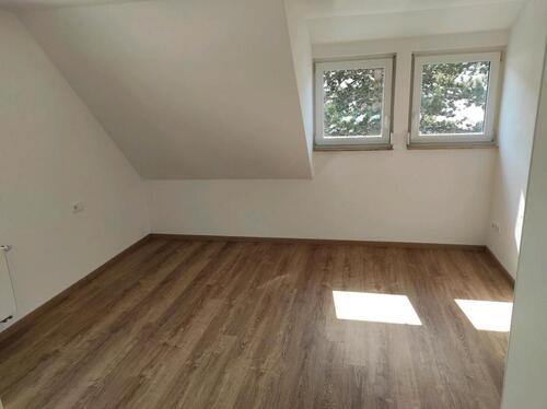 Foto - 2.5 Zimmer Dachgeschoßwohnung in Mönsheim