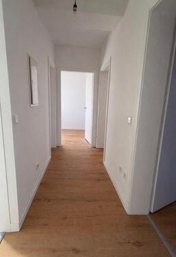 Foto - 3 Zimmer Dachgeschoßwohnung zur Miete in Köln