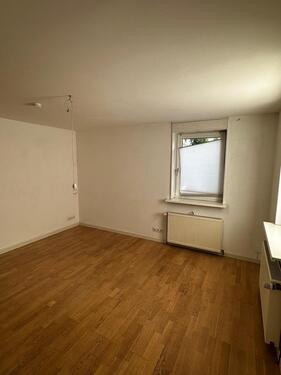 Foto - EINFAMILIENHAUS MIT GARTEN (MIETE)