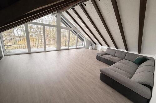 Foto - Helle 4 Zimmer Dachgeschosswohnung