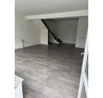 Wohnung 2,5 Zimmer - 1.000,00&nbsp;EUR Kaltmiete, ca.&nbsp; 81,00&nbsp;m&sup2; in Ronneburg (PLZ: 63549)