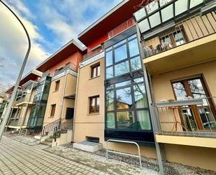 Bezugsbereit: Lichtdurchflutete, barrierearme 4-Zimmer-Wohnung mit Stil auf ca. 87 m² – Aufzug, Balkon, hohe Decken, Tiefgarage, energieeffizient! - Lübben (Spreewald)