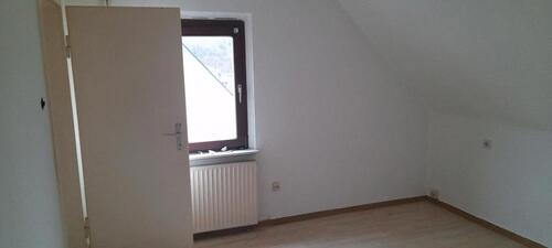 Foto - 1 Zimmer Dachgeschoßwohnung zur Miete in Siegen