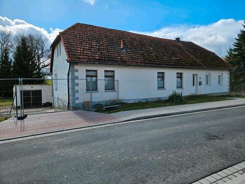 Foto - Wohnhaus mit großen Grundstück - 999.000,00&nbsp;EUR Kaufpreis, ca.&nbsp; 150,00&nbsp;m&sup2;