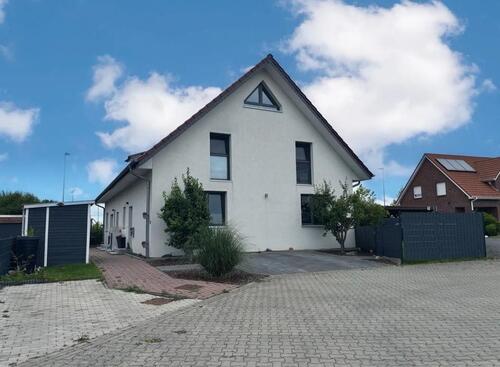 Foto - Schöne Doppelhaushälfte in ruhiger Lage - keine Makleranfragen !!