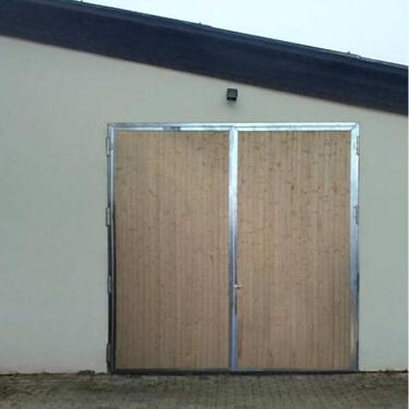 Foto - Lagerhalle 100 m² - 520,00&nbsp;EUR Kaltmiete, ca.&nbsp; 5,00&nbsp;m&sup2;