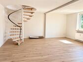 Foto - Neu saniert * Maisonette 5-Zimmerwohnung * Nähe Zeisigwald