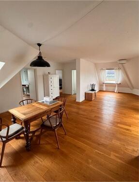 Foto - Helle, gemütliche 3 Zimmer DG-Wohnung in Kelkheim-Münster