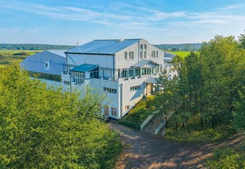 Foto - Mehrfamilienhaus-Wohnanlage mit Sport- und Freizeitangebot