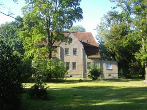 Foto - 4RWg 86 qm 670 warm am hübschen Schloss Lieskau bei Spremberg