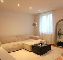 Möbilierte 2 Zimmer Wohnung in Stuttgart mit Balkon & Stellplatz