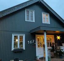 Hausverkauf in Falkenburg auf 2 Grundstücken - Hohenwestedt