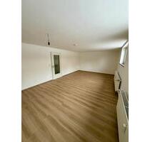 Moderne renovierte 3 ZKB Wohnung - Friedberg (Hessen)