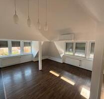 Wunderschönes Klimatisiertes 2ZW Wohnung in 66424 Schwarzenacker - Hornbach