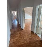 helle Dachgeschoßwohung in Gensingen 4 ZKDB