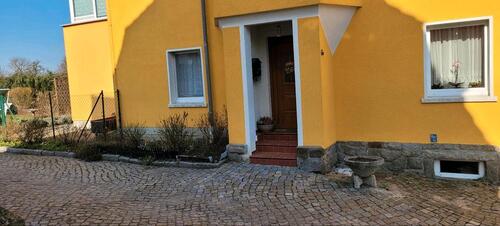 Foto - Charmante Einliegerwohnung (110qm)mit großen Garten&Kamin