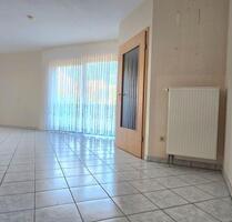 Schöne helle Wohnung in Rockenberg mit Balkon