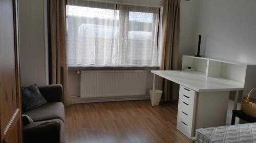 Foto - WG-Studenten-Zimmer 16m2 in vollmöblierter 2er-WG-Wohnung