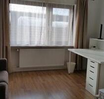 WG-Studenten-Zimmer 16m2 in vollmöblierter 2er-WG-Wohnung - Ohlsbach