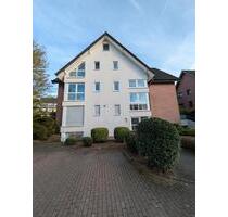 Schöne 4-Zimmer-Maisonettewohnung mit Balkon & Tiefgarage - Essen Stadtbezirk VII