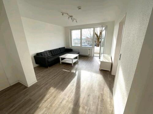Foto - Moderne EG 3 Zimmer Wohnung mit Küche + Abstellkammer und Dusche