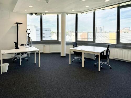 Foto - Privater Büroraum für 3 Person in Regus Globe