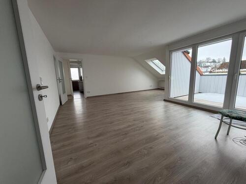 Foto - Dachgeschoßwohnung zur Miete in Homberg (Ohm)