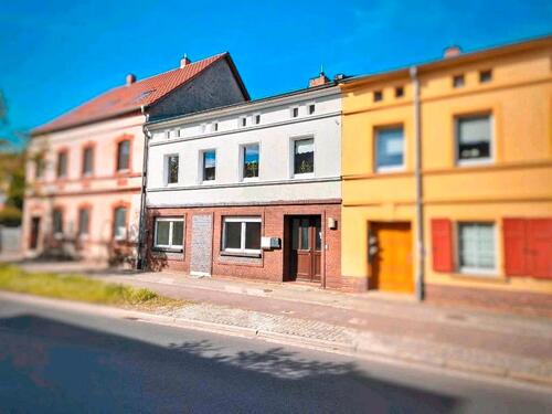 Foto - 2 Familien Haus Raum Wohnung Eigentumswohnung Mehrfamilienhaus