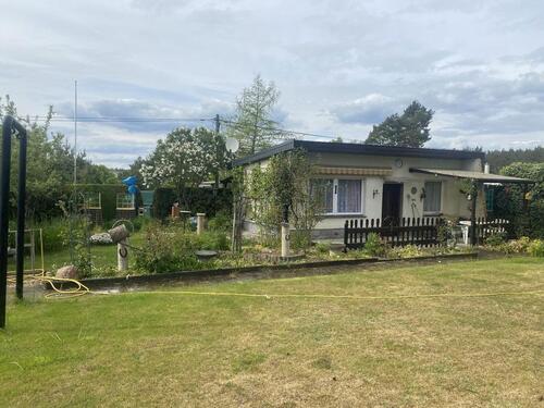 Foto - Kleingarten mit Massivbungalow - 25.000,00 EUR Kaufpreis,
