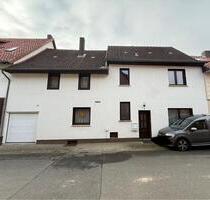 Schnäpchen Großes Wohnhaus Wohnung mit Garage und zusätzlicher Nutzfläche - Duderstadt