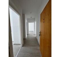 ! Quetzdölsdorf - schöne - 4 - Raum - Wohnung ! AB SOFORT ! G38 - Zörbig