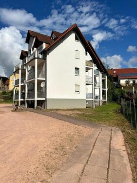 Foto - Frisch renovierte Wohnung mit Balkon in Obermoschel