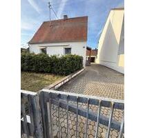 EINFAMILIENHAUS MIT VIEL POTENTIAL ENTWICKLUNGSMÖGLICHKEITEN - Ingolstadt Nordost