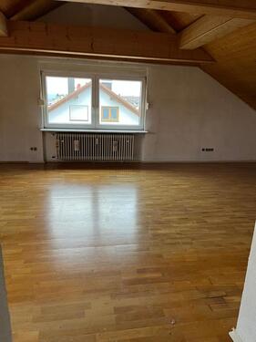 Foto - 3 Zimmer Dachgeschoßwohnung zur Miete in Denzlingen