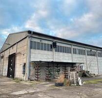 Großes Lagerhaus und umliegende Fläche - Kyritz