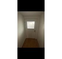 Sofort bezugsfertige 3-Zimmer-Wohnung mit Einbauküche - Kirchheim am Neckar